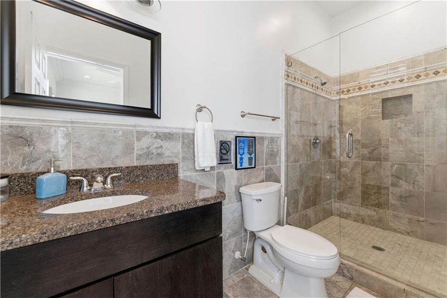 Furnished interior view inside a new home in , Atlanta (Image 12). Furnished interior view inside a new home in , Atlanta (Image 12).