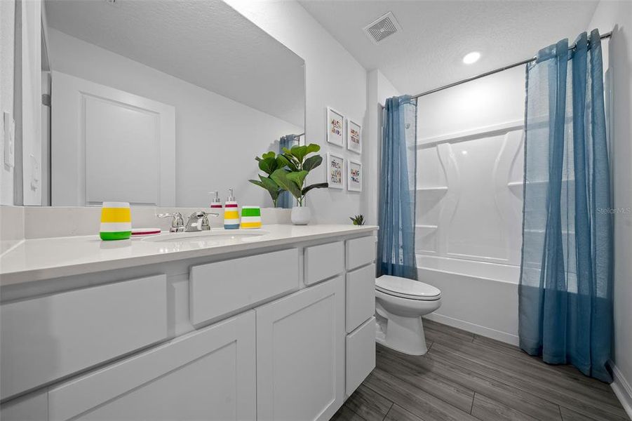 Furnished interior view inside a new home in Tara Forest East, Alachua (Image 9).