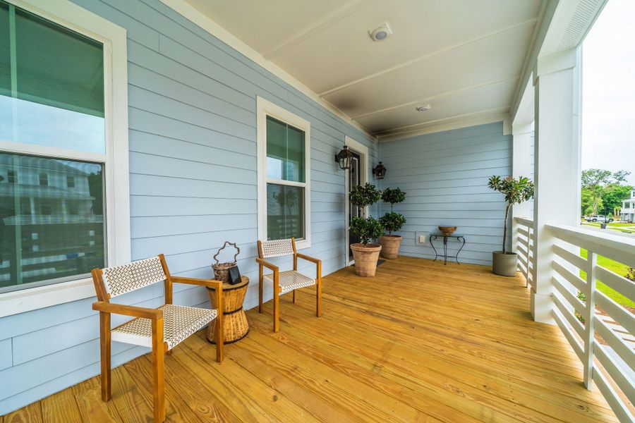 Exterior details and patio area of a home in , Mount Pleasant (Image 4).