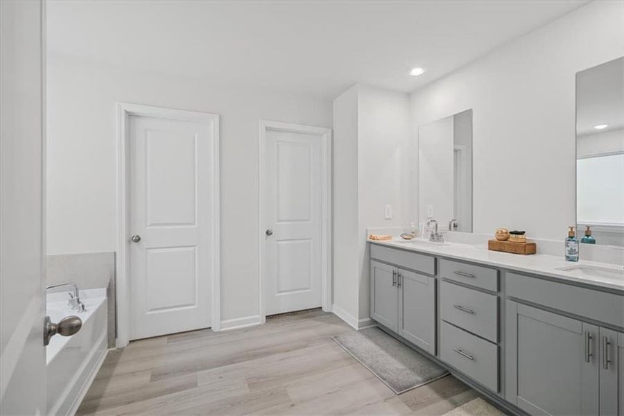 Furnished interior view inside a new home in Creekside at Oxford Park, Fairburn (Image 16).