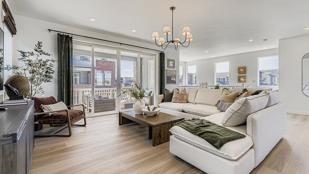 2581 Overlook Great 1of2 F2