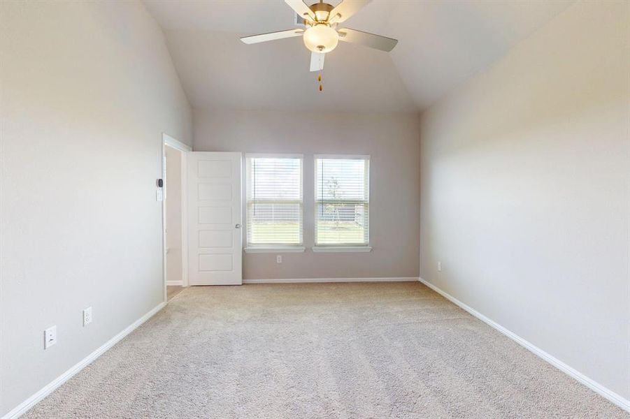 Spacious, unfurnished interior of a new home in Prairie Ridge at Goodland, Venus (Image 18). Spacious, unfurnished interior of a new home in Prairie Ridge at Goodland, Venus (Image 18).