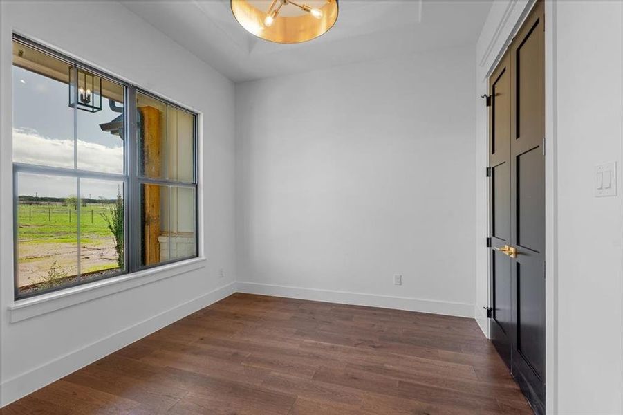 Spacious, unfurnished interior of a new home in , Godley (Image 24).