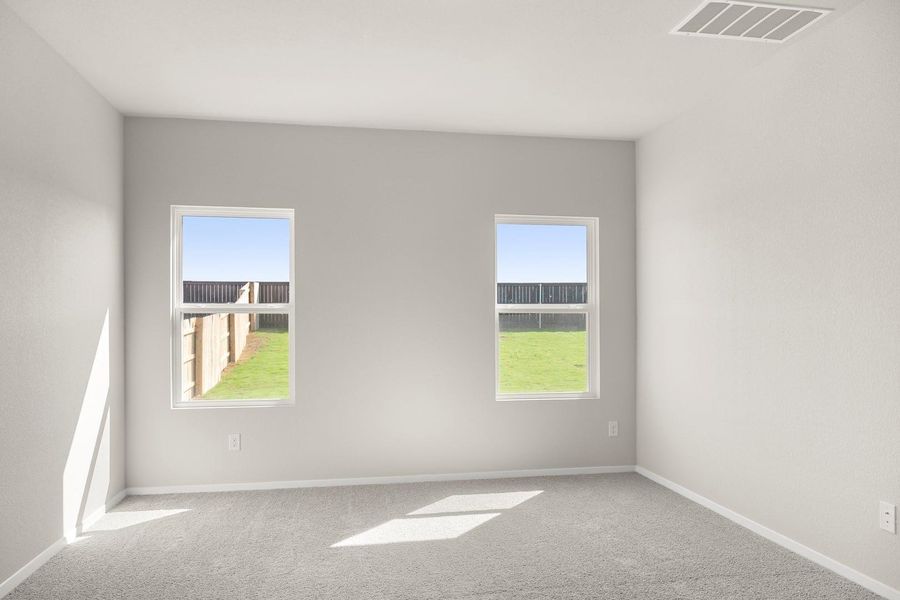 Spacious, unfurnished interior of a new home in Cloverleaf, Austin (Image 30).