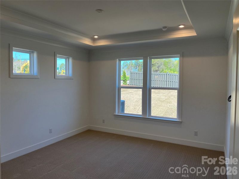 Spacious, unfurnished interior of a new home in Parkside Crossing, Charlotte (Image 8).