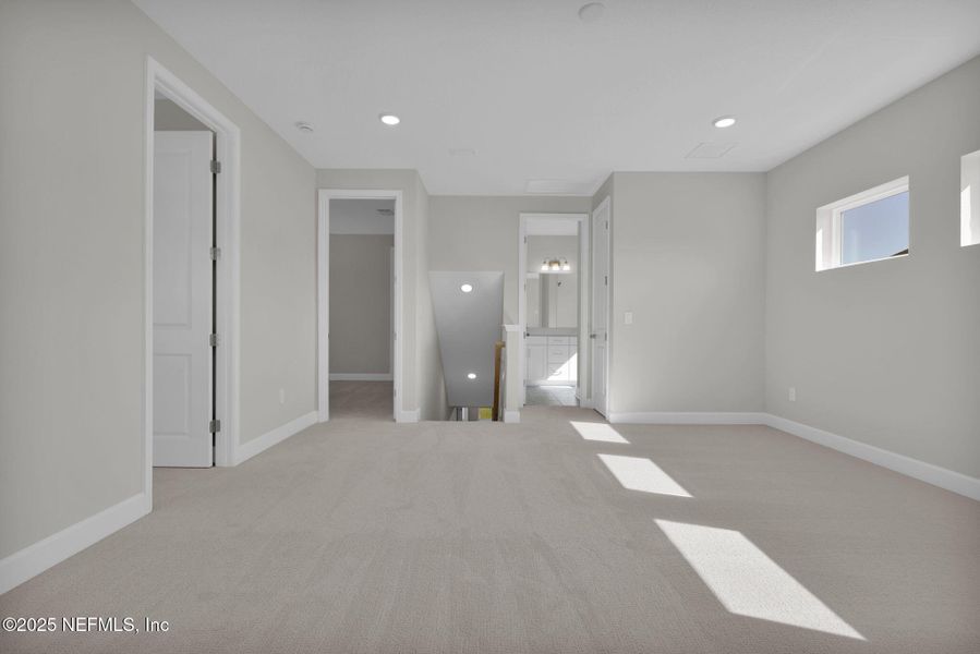 Spacious, unfurnished interior of a new home in , Ponte Vedra (Image 36).