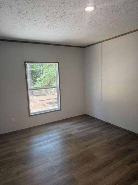 Spacious, unfurnished interior of a new home in , Summerton (Image 22).