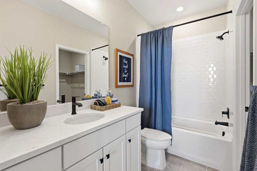 Representative furnished interior of a home built from the 5007 by Risewell Homes in The Estates Collection at Murphy Creek, Aurora (Image 14). Representative furnished interior of a home built from the 5007 by Risewell Homes in The Estates Collection at Murphy Creek, Aurora (Image 14).