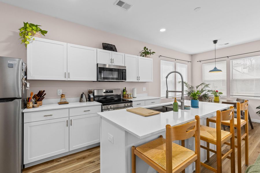 Furnished interior view inside a new home in , Hanahan (Image 6).
