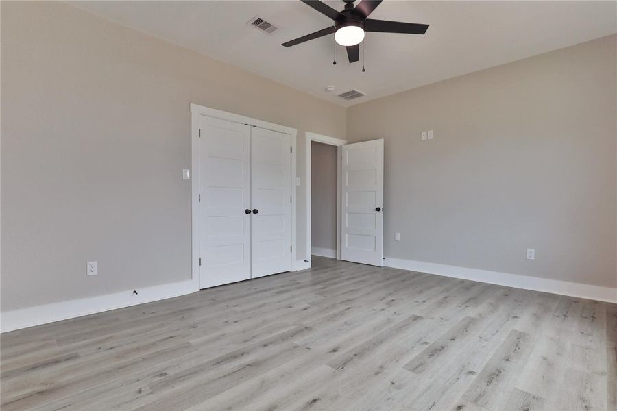 Spacious, unfurnished interior of a new home in , Freeport (Image 27). Spacious, unfurnished interior of a new home in , Freeport (Image 27).