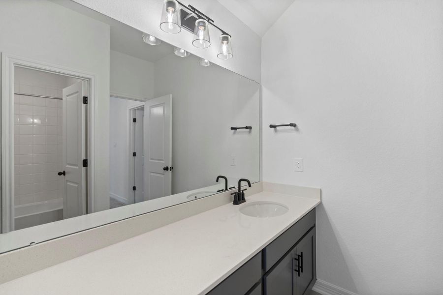 Note: Sample product photo. Actual exterior and interior selections may vary by homesite. Photo may be virtually staged Note: Sample product photo. Actual exterior and interior selections may vary by homesite. Photo may be virtually staged