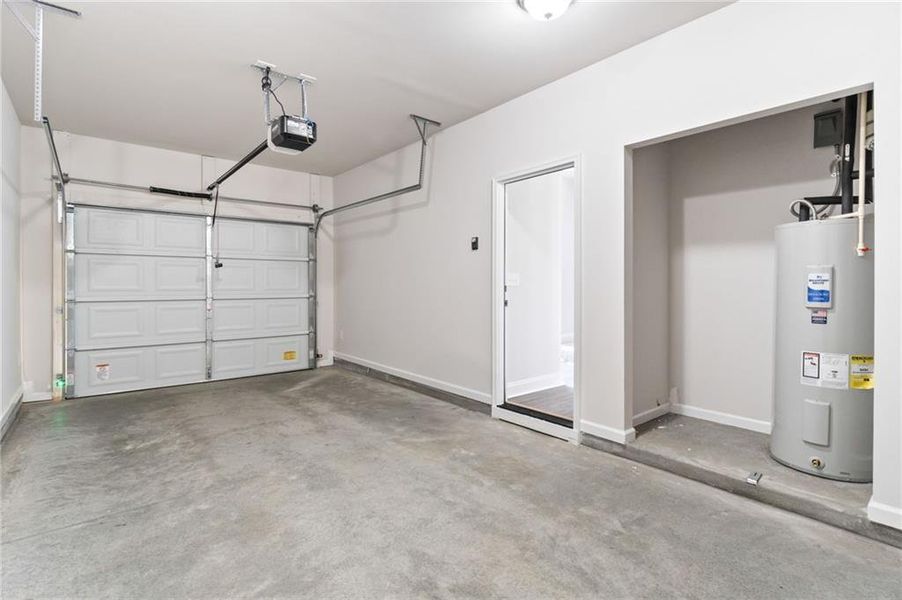 Spacious, unfurnished interior of a new home in , Toccoa (Image 15).