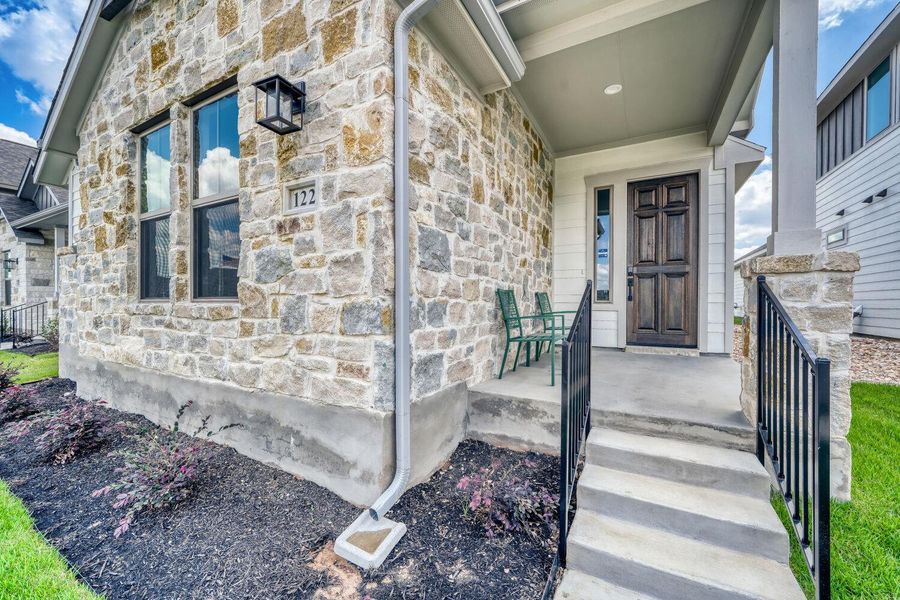 Exterior details and patio area of a home in , Buda (Image 3).