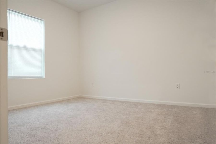 Spacious, unfurnished interior of a new home in , Lake Wales (Image 10).