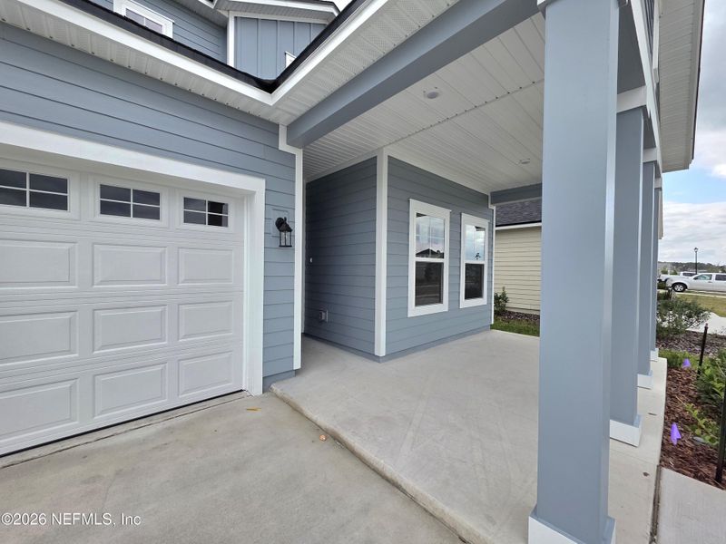 Exterior details and patio area of a home in Hyland Trail, Green Cove Springs (Image 15).