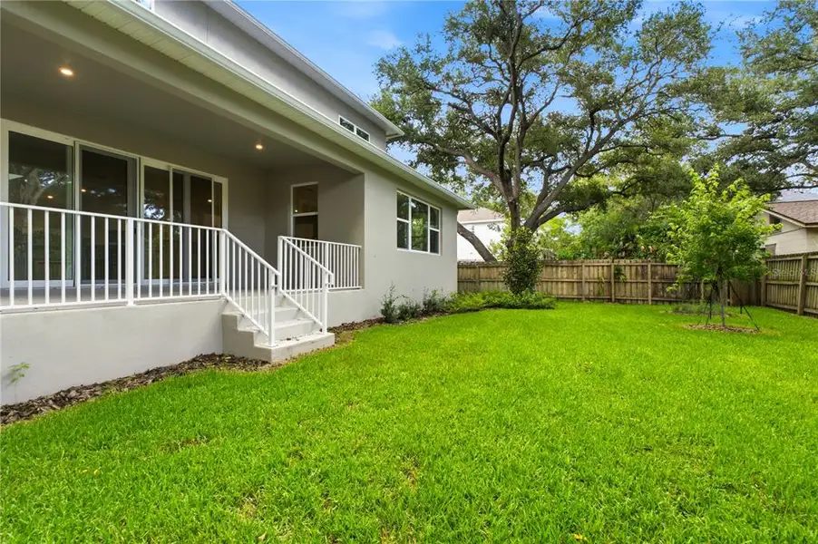 Exterior details and patio area of a home in , Tampa (Image 33).