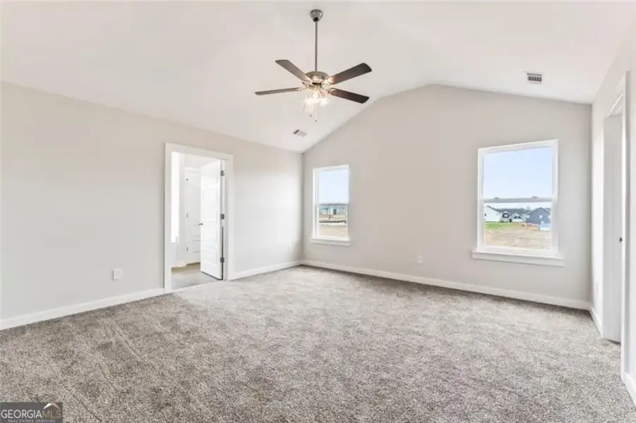 Spacious, unfurnished interior of a new home in , Hampton (Image 16).