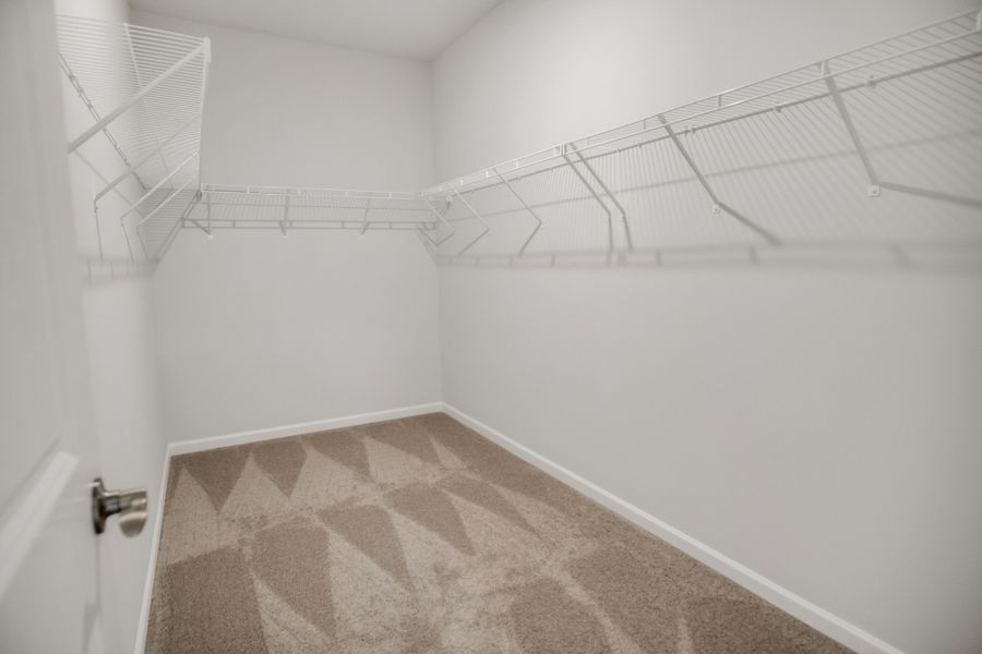 Spacious, unfurnished interior of a new home in Jackson Hills, Clarksville (Image 19).