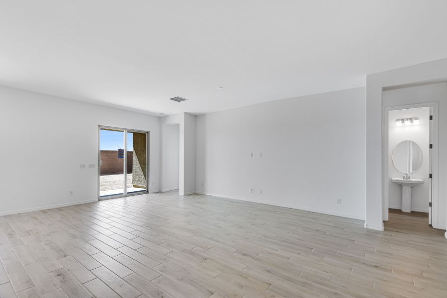 Representative unfurnished interior of a home built from the Hillary by Taylor Morrison in Allen Ranches Expedition Collection, Litchfield Park (Image 17). Representative unfurnished interior of a home built from the Hillary by Taylor Morrison in Allen Ranches Expedition Collection, Litchfield Park (Image 17).