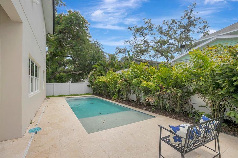 Exterior details and patio area of a home in , Tampa (Image 27).