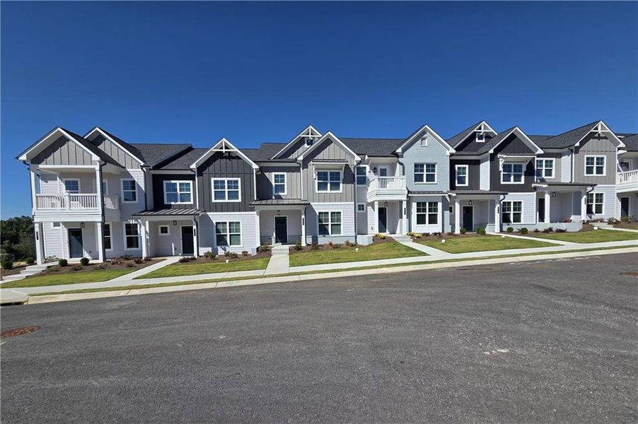 Front exterior of a new home in Apalachee Overlook, Bethlehem, GA, highlighting curb appeal (Image 2). Front exterior of a new home in Apalachee Overlook, Bethlehem, GA, highlighting curb appeal (Image 2).