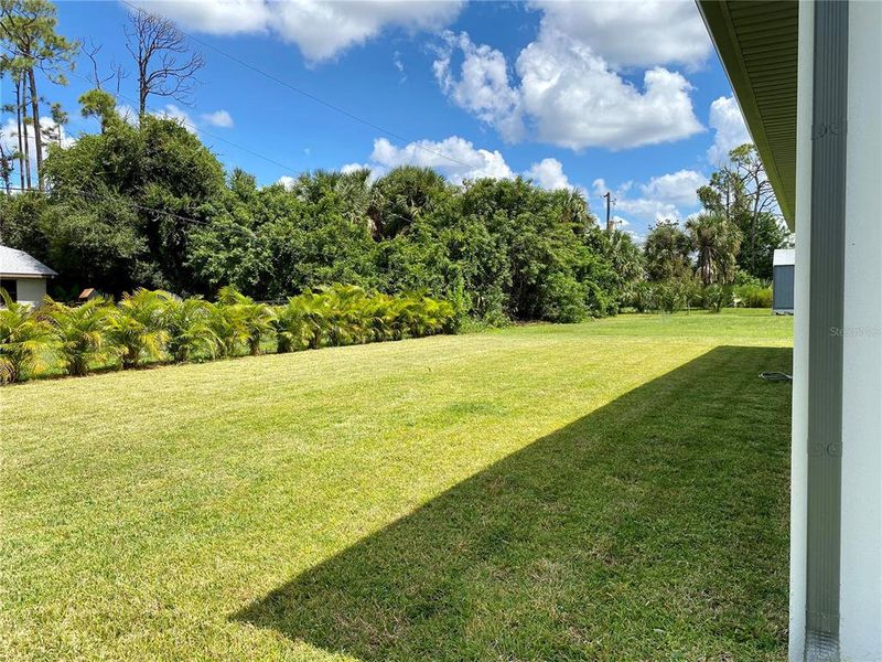 Exterior details and patio area of a home in , Port Charlotte (Image 28).