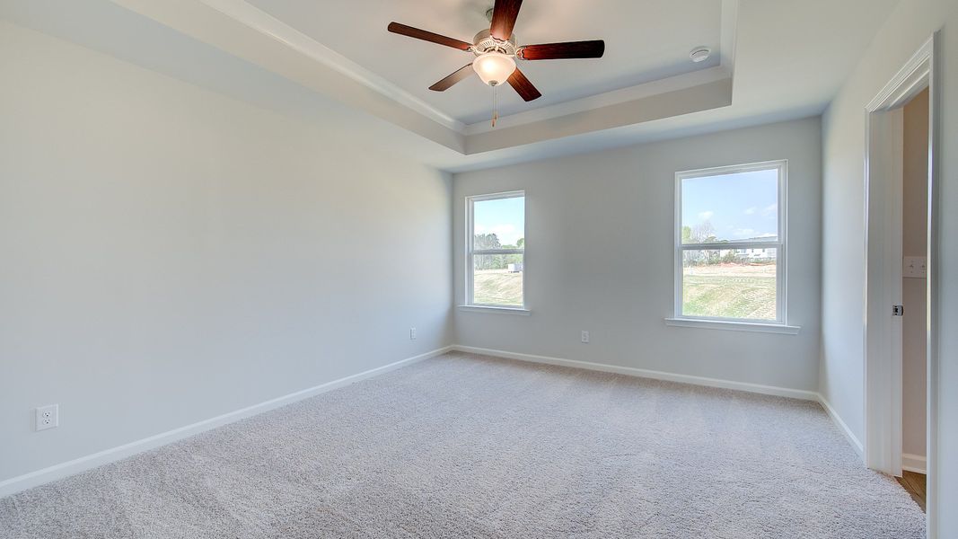 Spacious, unfurnished interior of a new home in Langley Overlook, Loganville (Image 21).