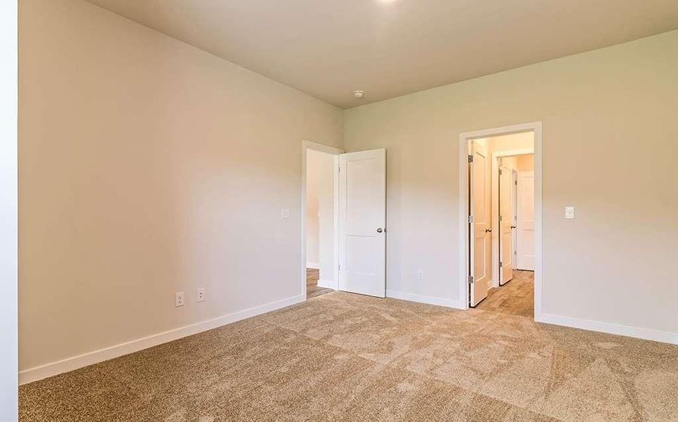 Spacious, unfurnished interior of a new home in Fern Dale, Fairburn (Image 17). Spacious, unfurnished interior of a new home in Fern Dale, Fairburn (Image 17).