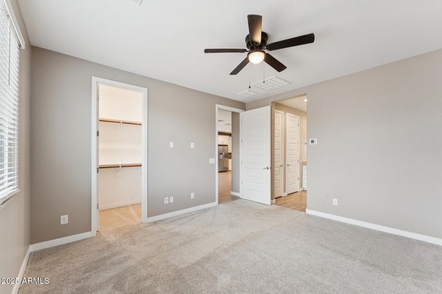 015-primary-bedroom 015-primary-bedroom