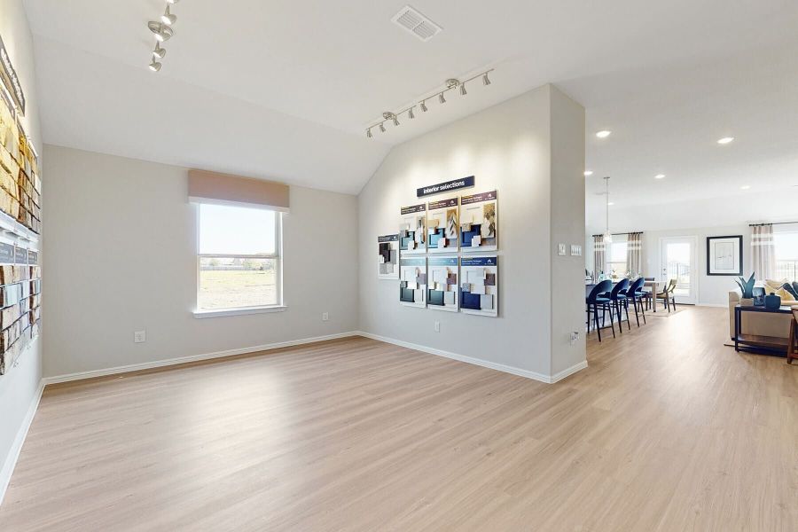 Flex Room