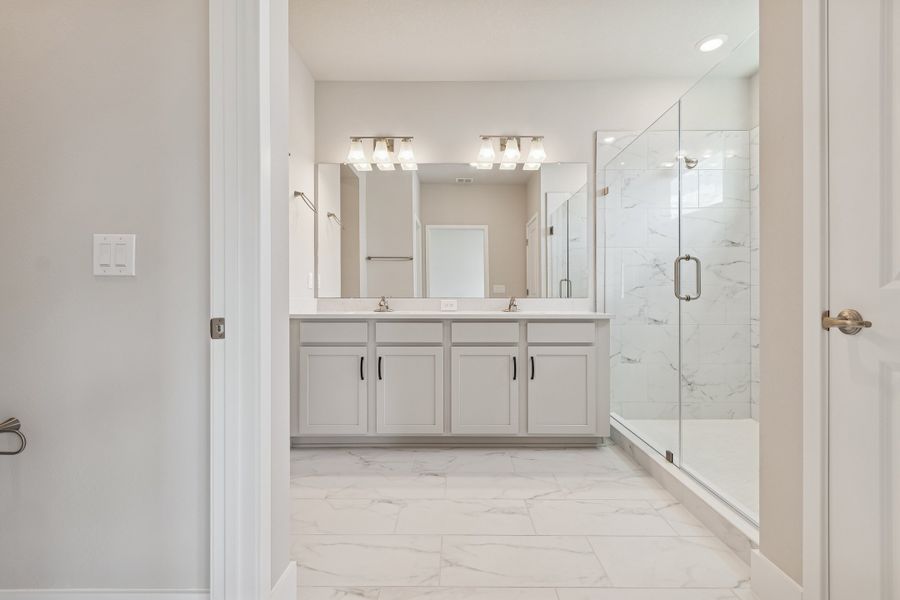 Owner's Bath Owner's Bath