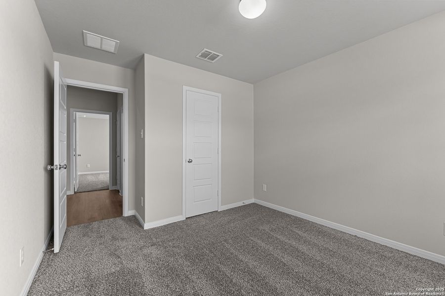 Spacious, unfurnished interior of a new home in Meadows at Clear Springs, New Braunfels (Image 25). Spacious, unfurnished interior of a new home in Meadows at Clear Springs, New Braunfels (Image 25).
