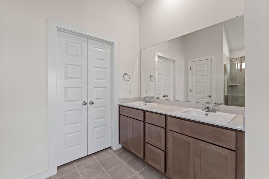 Furnished interior view inside a new home in Prairie Winds, Hutto (Image 11).