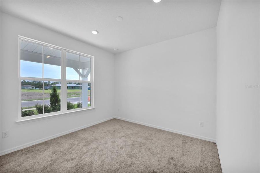 Spacious, unfurnished interior of a new home in Seminole Palms, Palm Coast (Image 32).