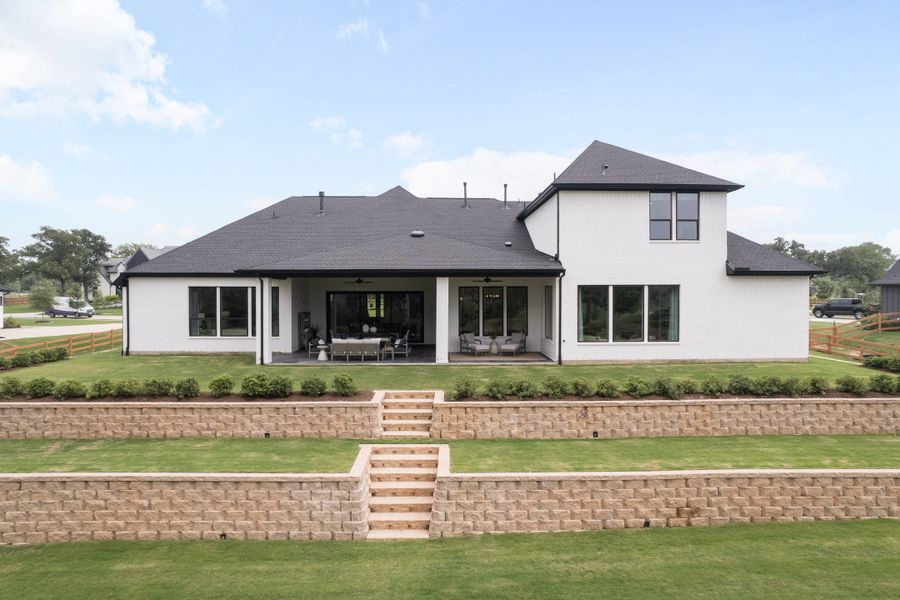 Representative exterior details of a home built from the Meritage by Tri Pointe Homes in The Estates at James Lane, Fulshear (Image 29).