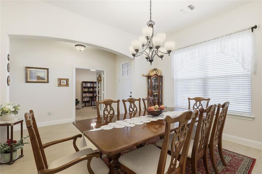 Furnished interior view inside a new home in Oak Hills, Burleson (Image 29).