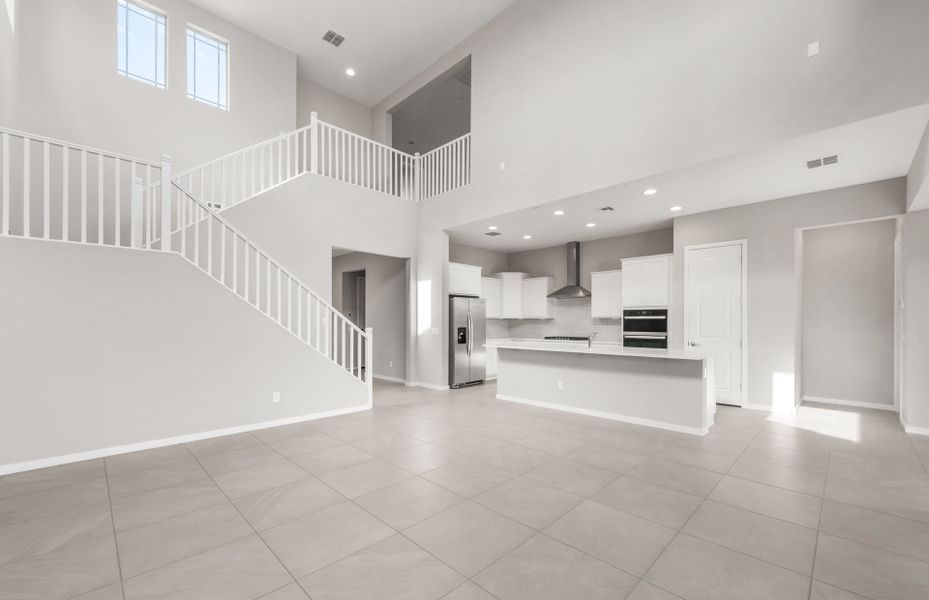 Spacious, unfurnished interior of a new home in Legado West, Queen Creek (Image 30).