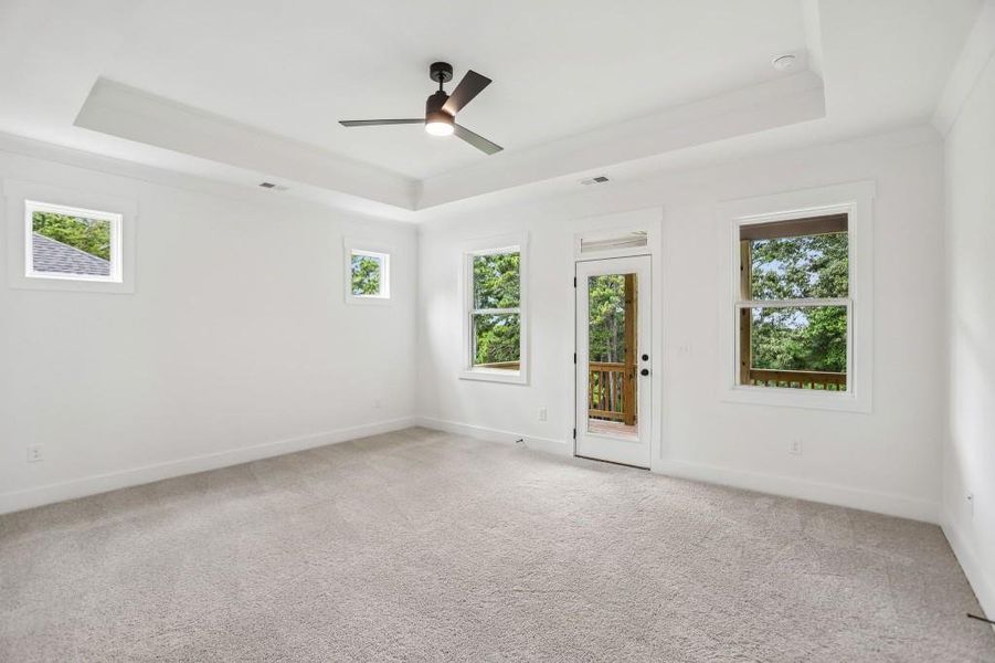 Spacious, unfurnished interior of a new home in , Marietta (Image 50).