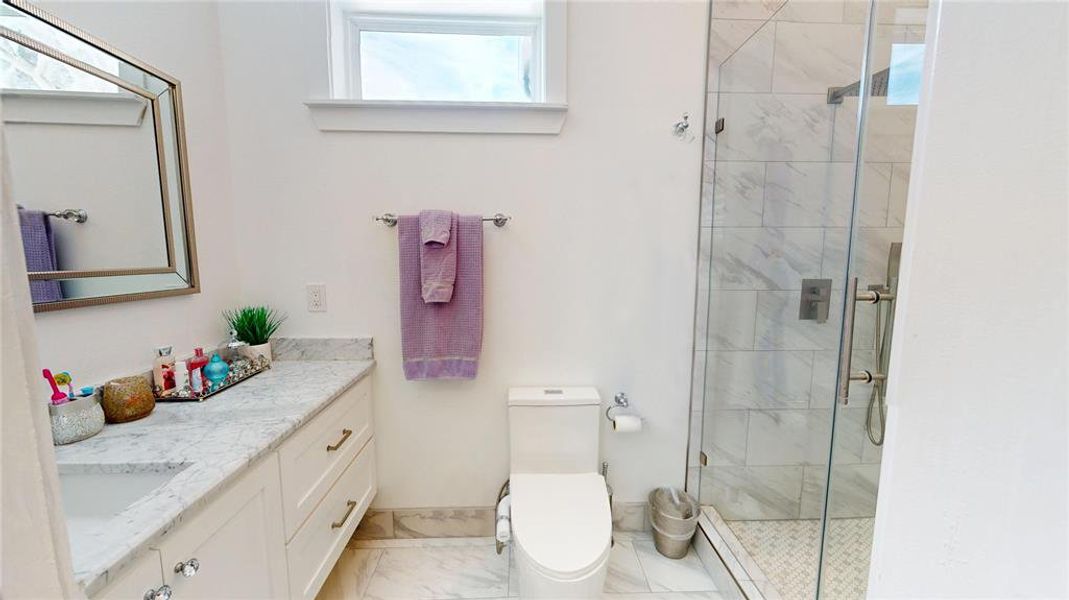 Furnished interior view inside a new home in , Wylie (Image 21).