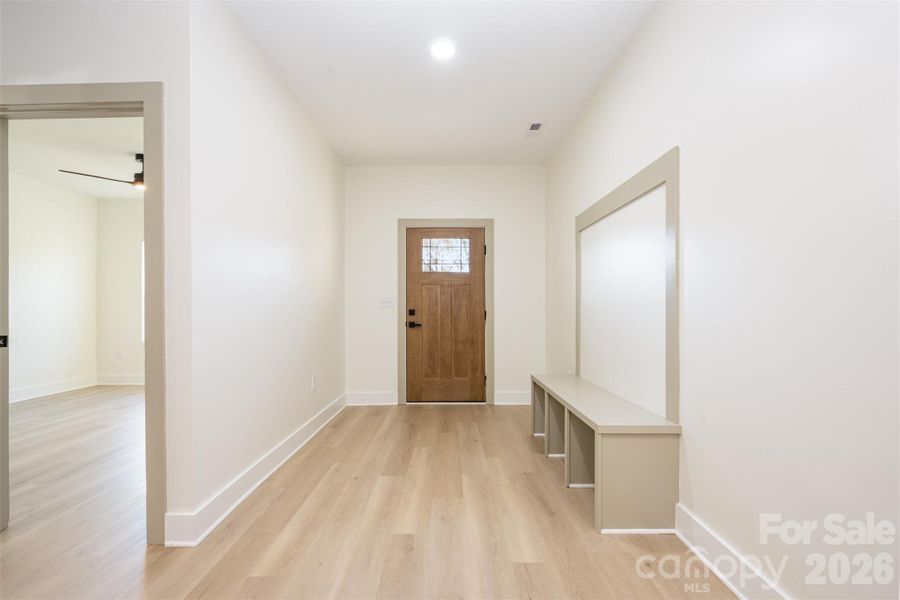 Spacious, unfurnished interior of a new home in , Shelby (Image 10).