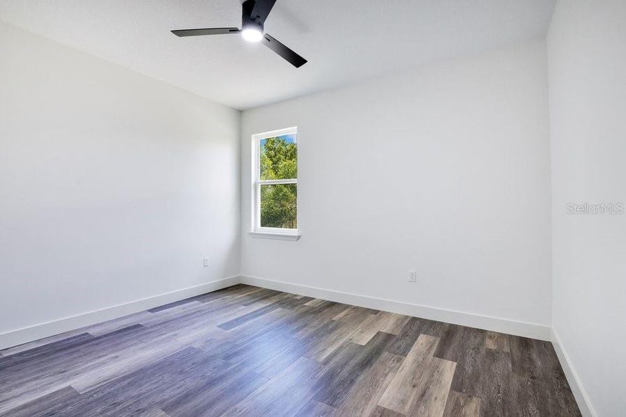 Spacious, unfurnished interior of a new home in , Eustis (Image 30).