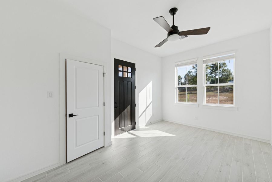 Extra Suite Plus living room (*Photo not of actual home and used for illustration purposes only.) Extra Suite Plus living room (*Photo not of actual home and used for illustration purposes only.)