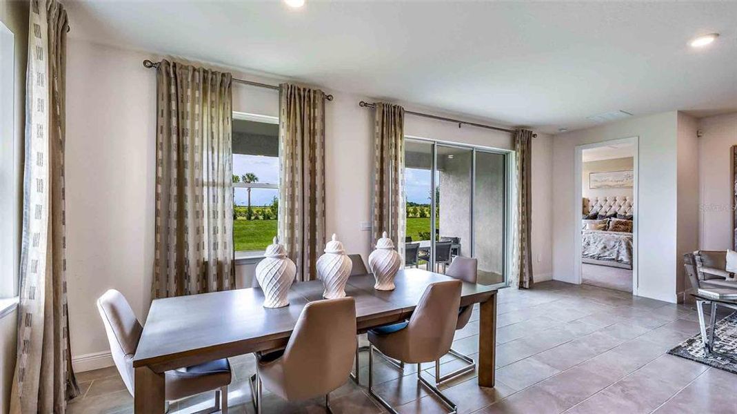 Furnished interior view inside a new home in Star Farms at Lakewood Ranch, Lakewood Ranch (Image 9).