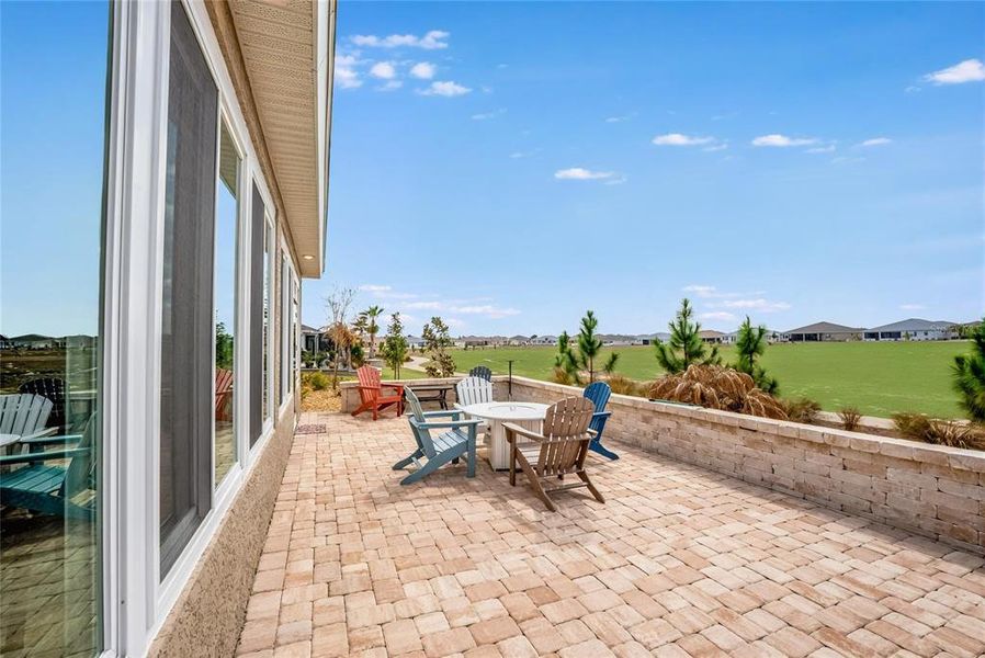Exterior details and patio area of a home in , Ocala (Image 30).