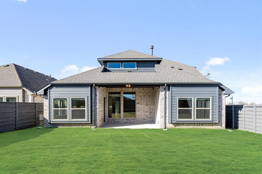 Exterior details and patio area of a home in Union Park Classic 55, Little Elm (Image 28). Exterior details and patio area of a home in Union Park Classic 55, Little Elm (Image 28).