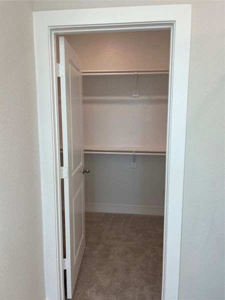 Spacious, unfurnished interior of a new home in Sunterra, Katy (Image 8). Spacious, unfurnished interior of a new home in Sunterra, Katy (Image 8).