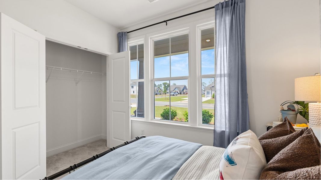 1975 Camden Bed3 2of2 F1 050825