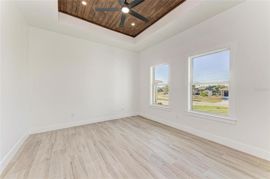 Spacious, unfurnished interior of a new home in , Punta Gorda (Image 57).