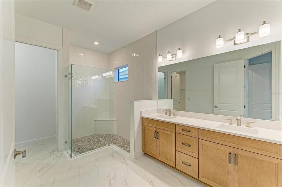 Furnished interior view inside a new home in Esplanade at Azario Lakewood Ranch, Lakewood Ranch (Image 8). Furnished interior view inside a new home in Esplanade at Azario Lakewood Ranch, Lakewood Ranch (Image 8).