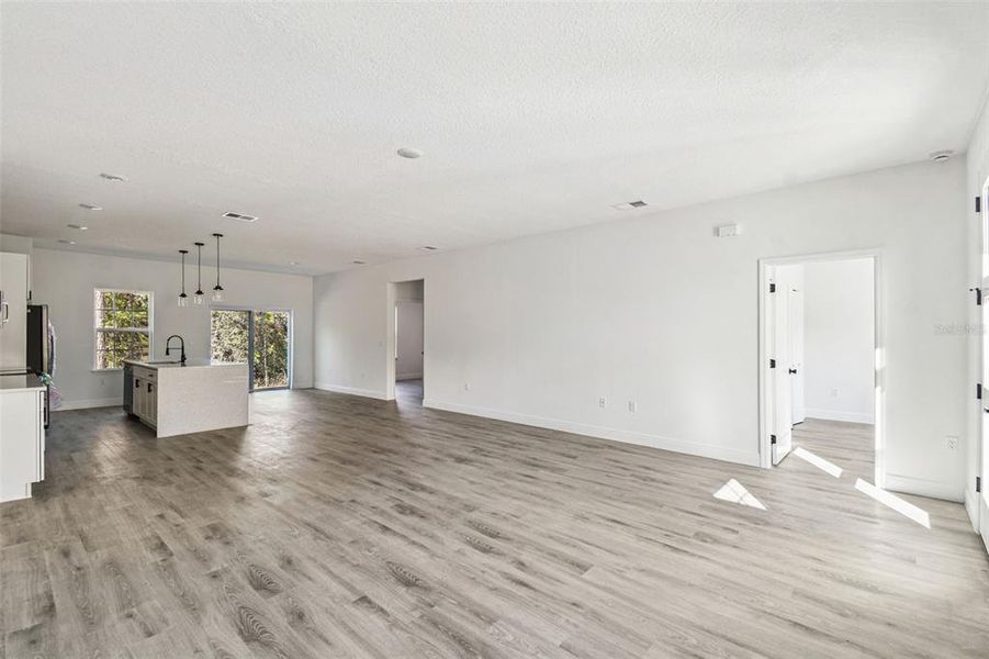 Spacious, unfurnished interior of a new home in , Citrus Springs (Image 16). Spacious, unfurnished interior of a new home in , Citrus Springs (Image 16).